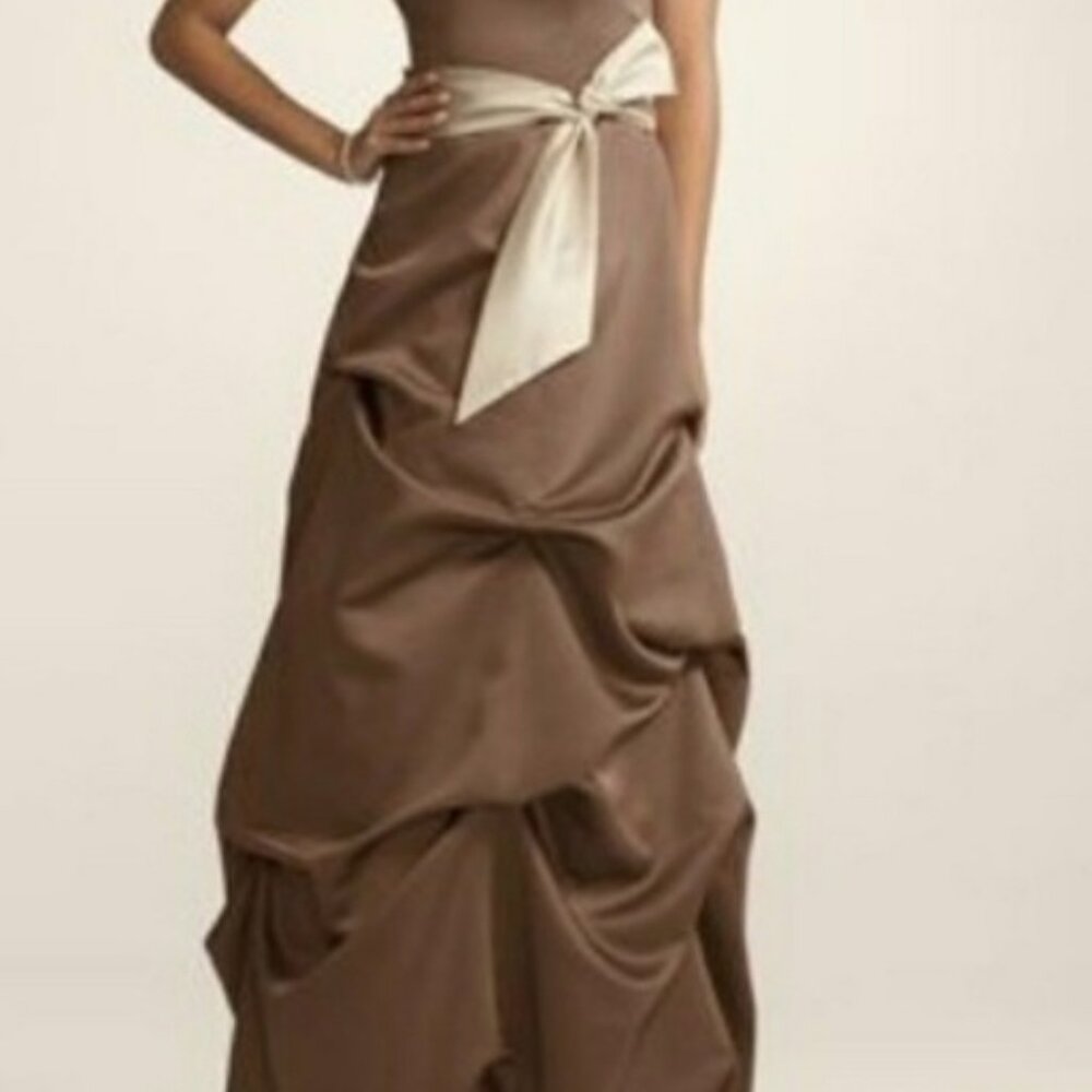 David's Bridal Long Latte Strapless Satin Formal Gown Size 4 Style 81123